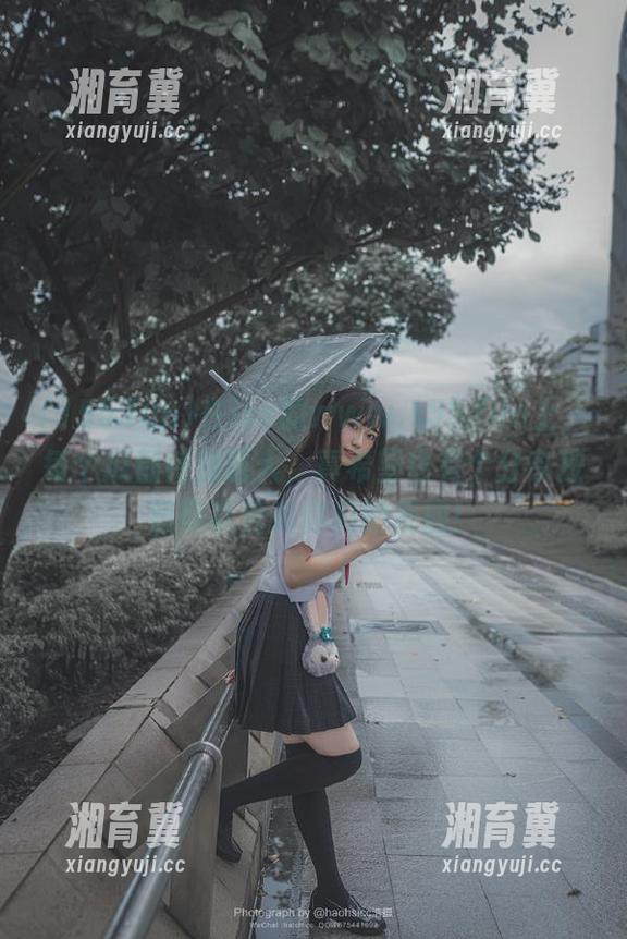 在ios的www.155.fun上，每个瓜都特别诱人，真希望也有个分享按钮可以秀秀你们的反应！