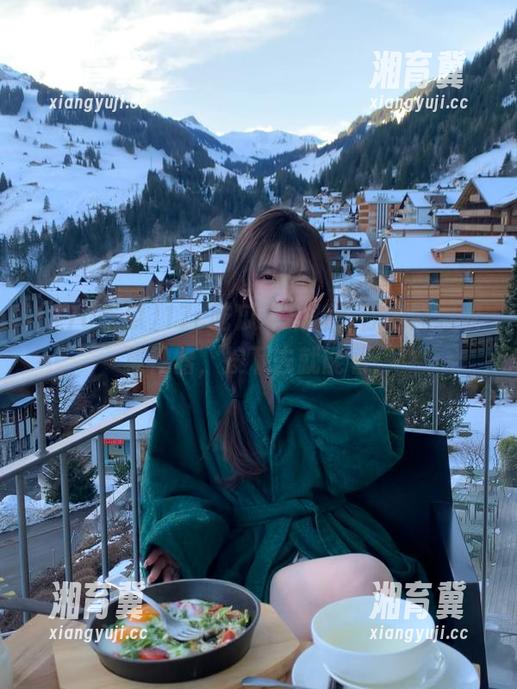 17c吃瓜苹果版，你的黑料收集神器，按下去就能看！