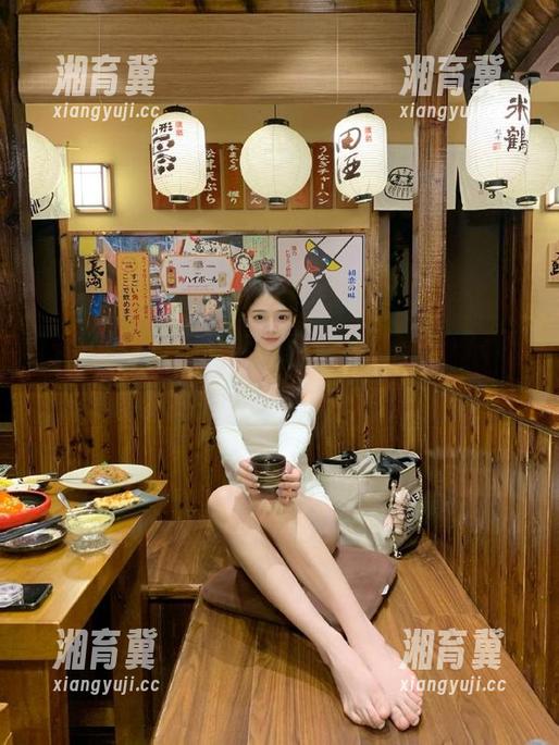 听说首页有亿点好戏，17c吃瓜来刷存在感！