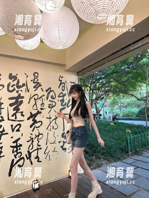 一点也不夸张，“51.com”地址如同人间仙境，猝不及防就被瓜迷住了。