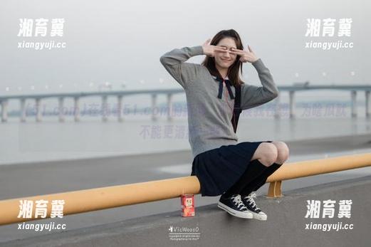 在线看51.com的新闻，有时候我在想，为啥瓜就不能更清新一些？