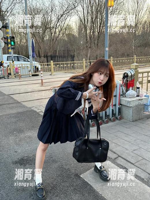 登录了51免费吃瓜，我的肚子和好奇心都被满足了～