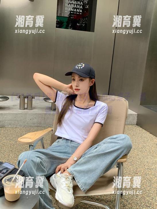 传送门通往51吃瓜的桌子，蘑菇盘子可是瓣瓣明朗