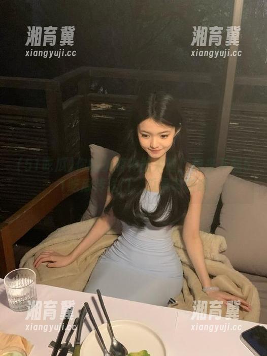 你的扒料神器来啦！快来下载51吃瓜传送门，瓜果丰盛哦