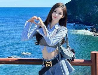 “51吃瓜”请问今天的胖猫有没有分享吃瓜秘籍？登录我们一探究竟！