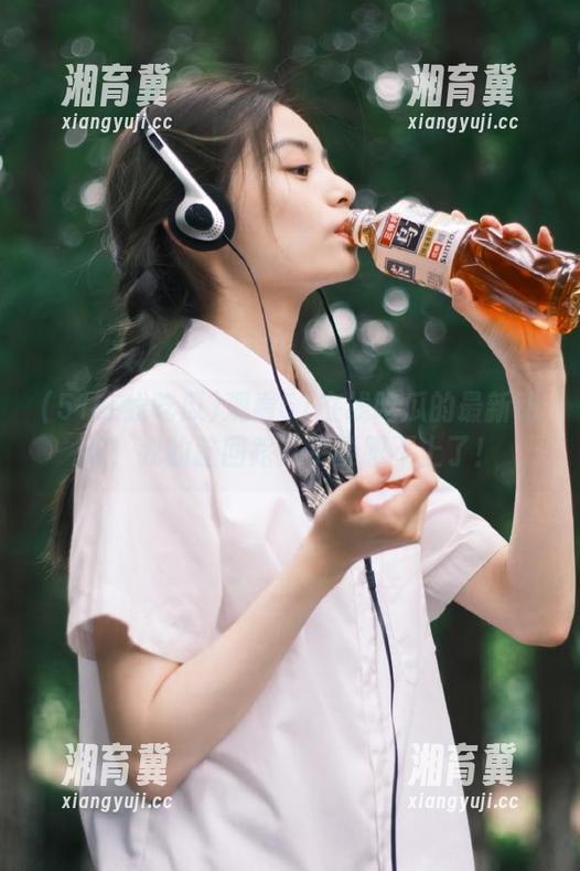 51在线吃瓜 观看51在线吃瓜的最新动态,我的脑回路几乎要跟不上了!