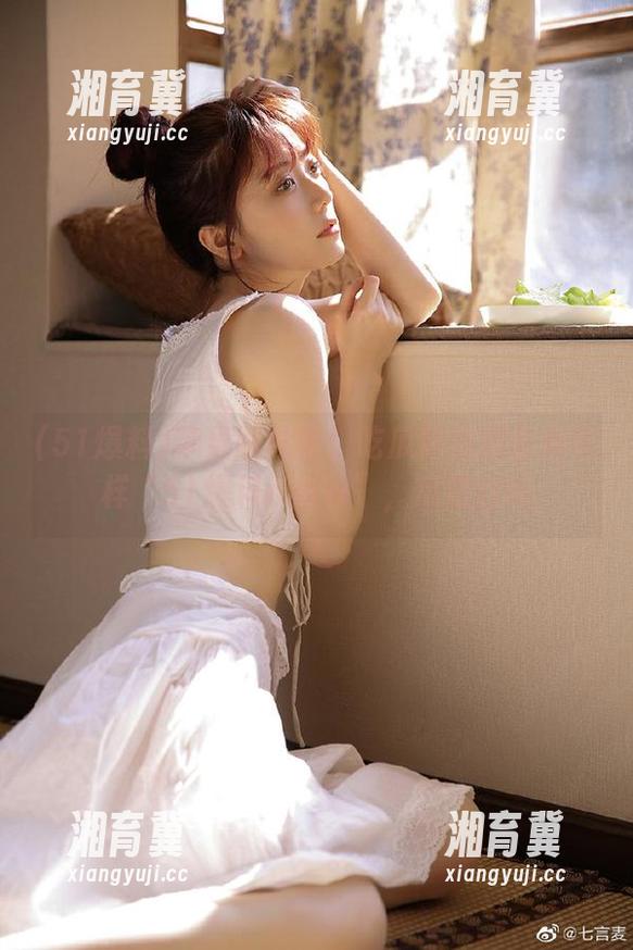 苹果版真香！吃瓜网免费各种花样“51爆料www”，瓜没白吃