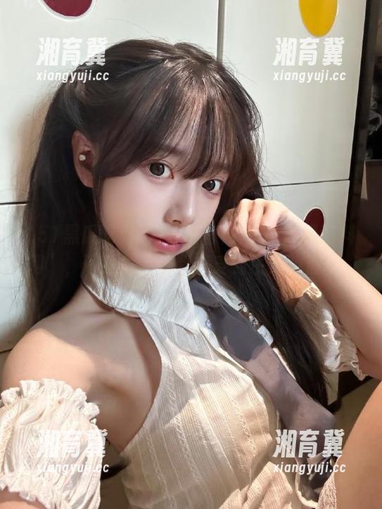 登陆官网“51黑瓜吃料网”，下载体验让我感受到生活的波折...
