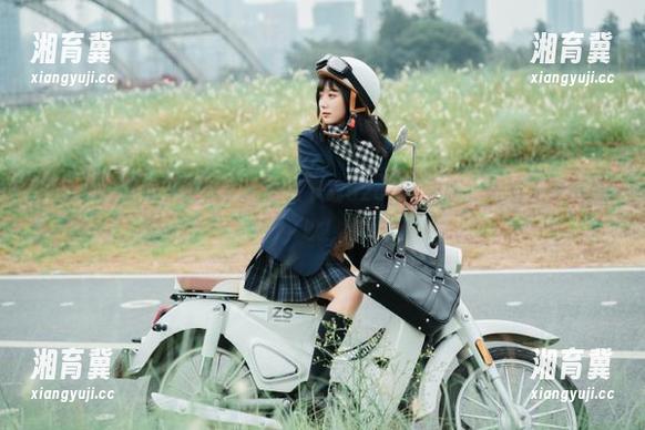 吃瓜不掉队，赶紧去下载52cg苹果版，乐趣无穷不停歇！