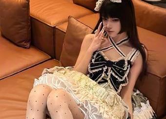 视频中的瓜太大，我的心承受不住，赶紧戳进“52吃瓜”消化一下！