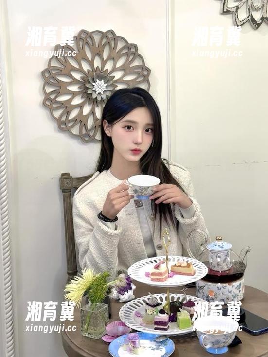 58吃瓜官网，我的心情就像我的瓜一样，酸甜苦辣全都有！