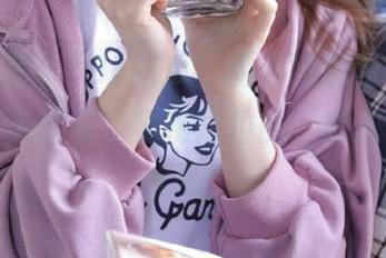 “91吃瓜”的在线观看，线路如同春天的草，稀稀拉拉的，真想管它问个好。