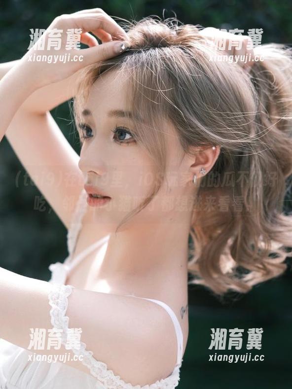 tai9 在tai9里,iOS玩家们的瓜不仅好吃,邻居的小猫听了都想进来看看!