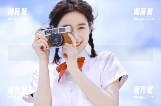 五一吃瓜app免费版，仿佛是回到了灰蒙蒙的网吧时代
