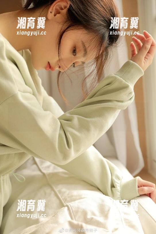 国产吃瓜视频：看瓜群众的反应比剧情更刺激！