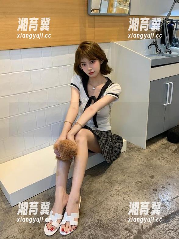 免费刷新你的三观，极品黑料的深水区等你来游！