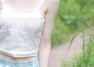 更新！51每日黑料网顶级大咖秘事，肚子太饿都没心情吃饭了！