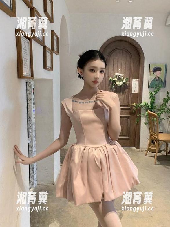 有些瓜是不愿直达“老司机黑料”的，但我却很想听听