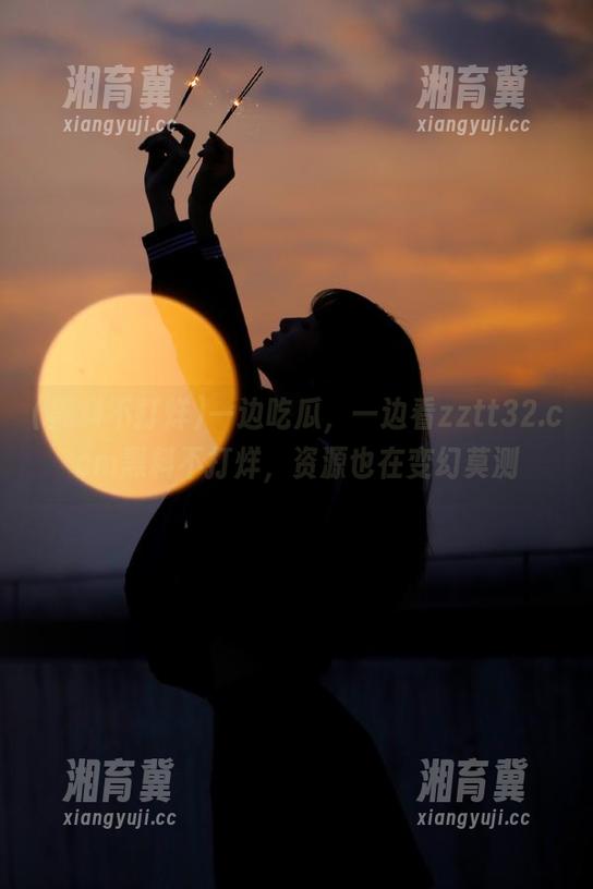 一边吃瓜，一边看zztt32.ccm黑料不打烊，资源也在变幻莫测