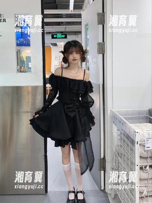 下载黑料不打烊，心情像凉水浇头？