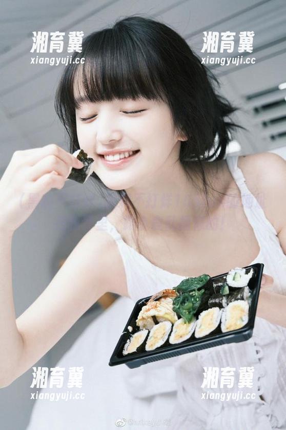黑料不打烊155fun的地址在我梦里，跟小鹿乱撞似的！
