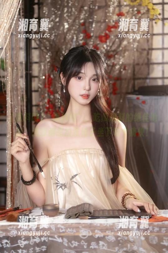 “黑料网”，吃瓜爆料的绝佳地址，连我都想拉张椅子坐下听个痛快！
