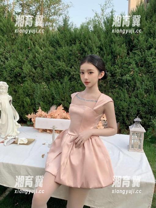 在黑料网曝门iOS版里翻寻黑料域名，仿佛在冰雪世界里的寻宝！