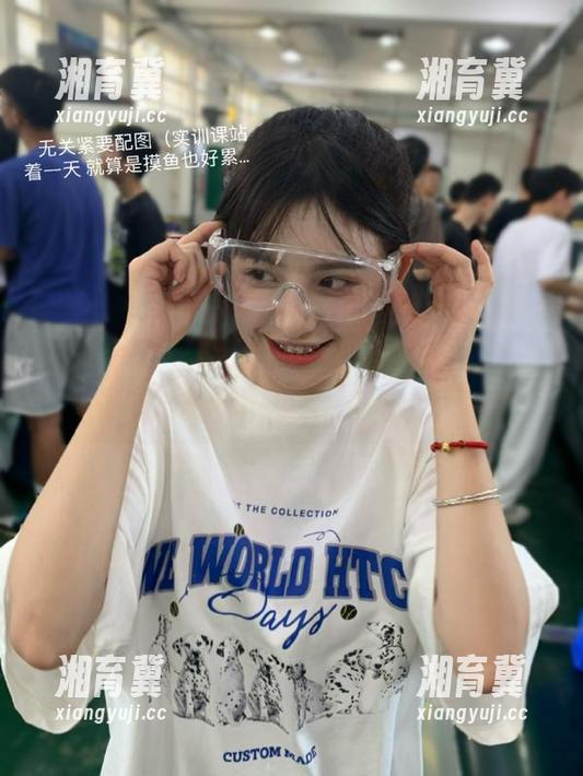偶尔放空自己上黑瓜吃料官网，真希望这些不靠谱的瓜能长久点！